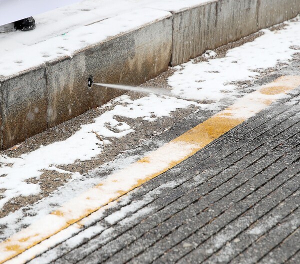 액상제설제 자동분사장치