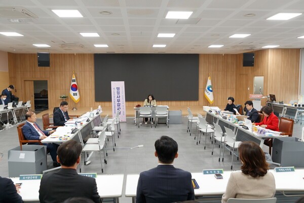                           영등포구의회, 2025년도 행정사무감사 제2감사장(사회건설위원회)